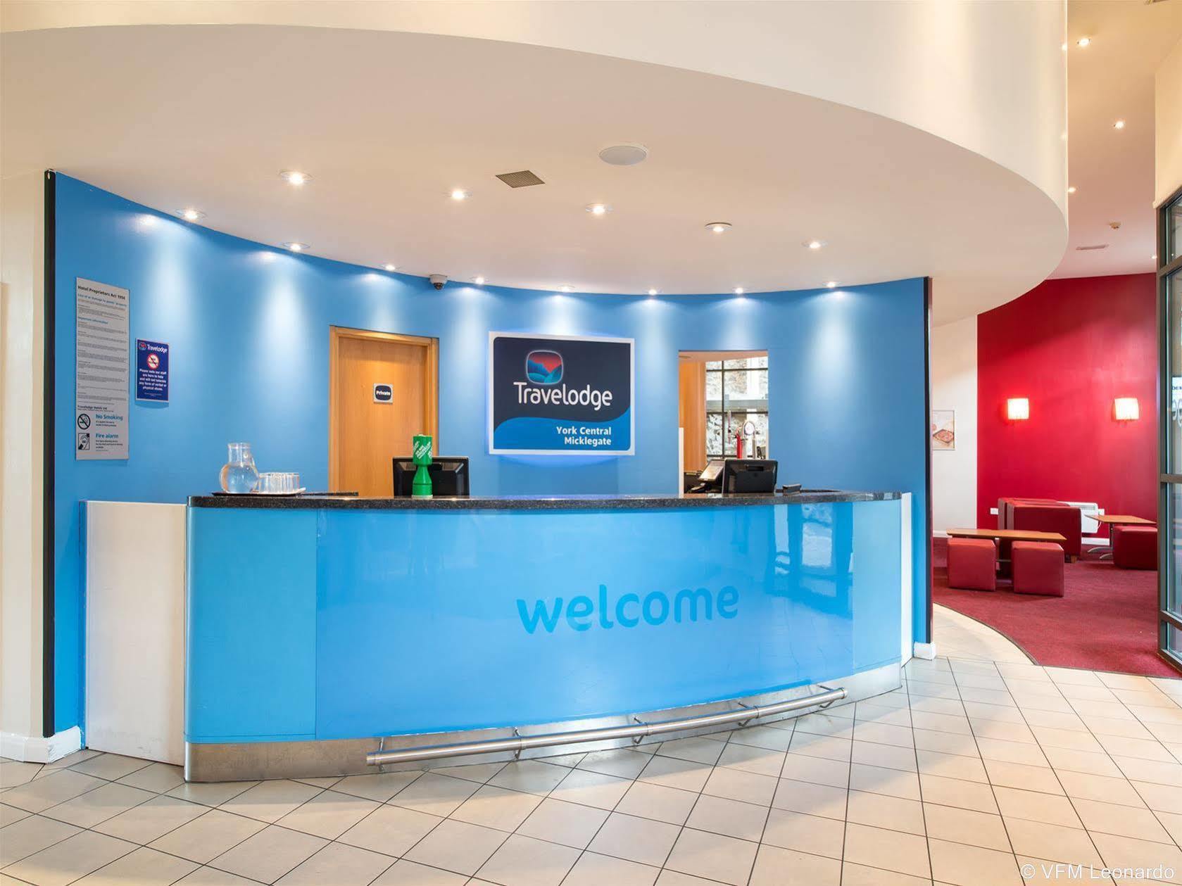 Ramada Encore York Extérieur photo